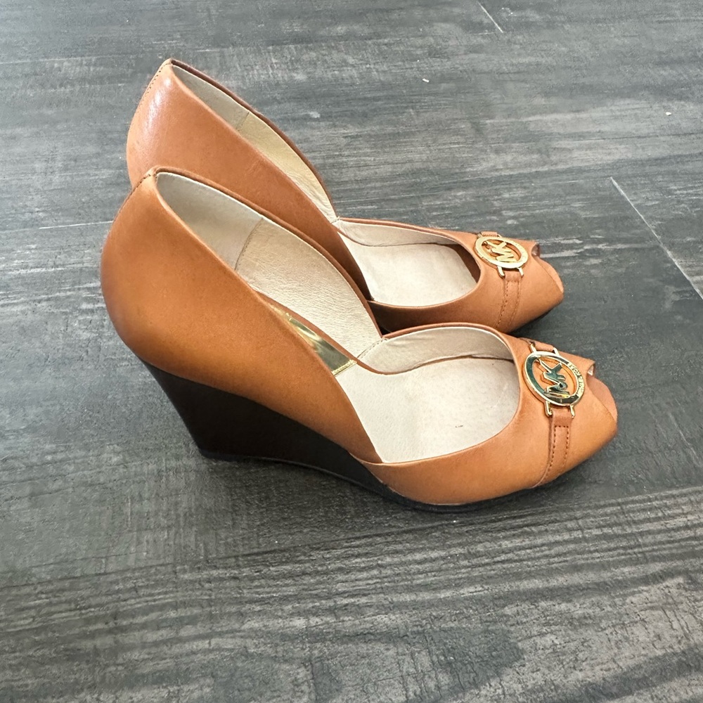 Michael Kors Rochelle Wedge 7.5